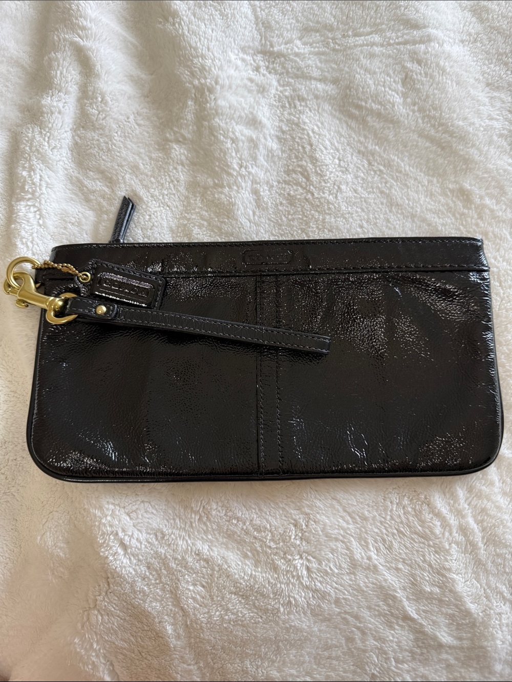 Coach Black Patent Leather Wristlet with Gold Hardware 2008